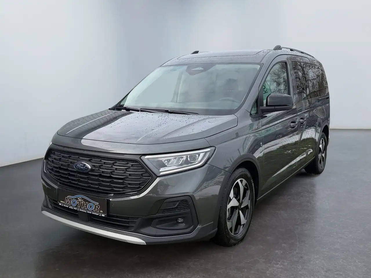 Ford Tourneo 2