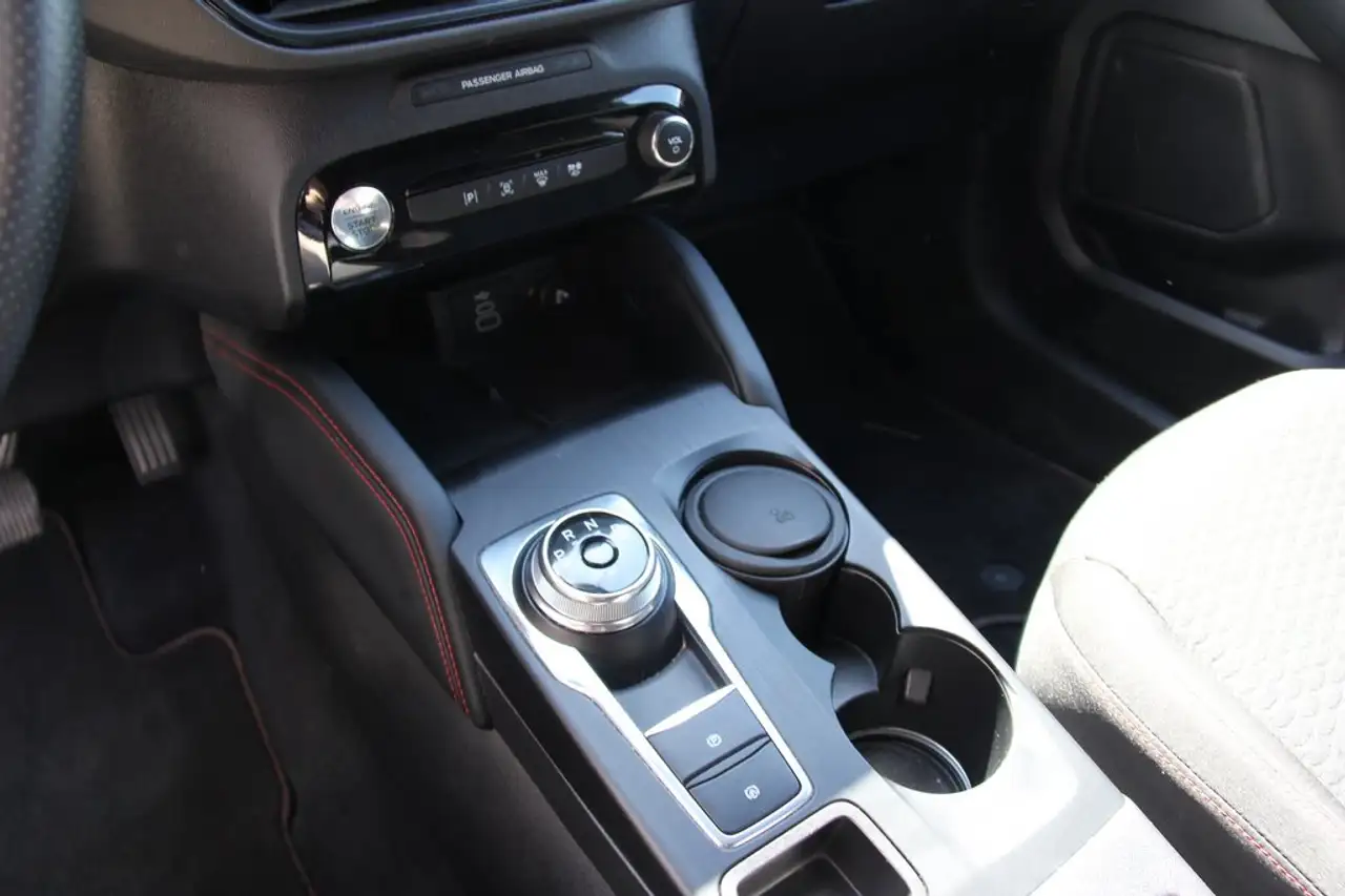 Ford Kuga 8