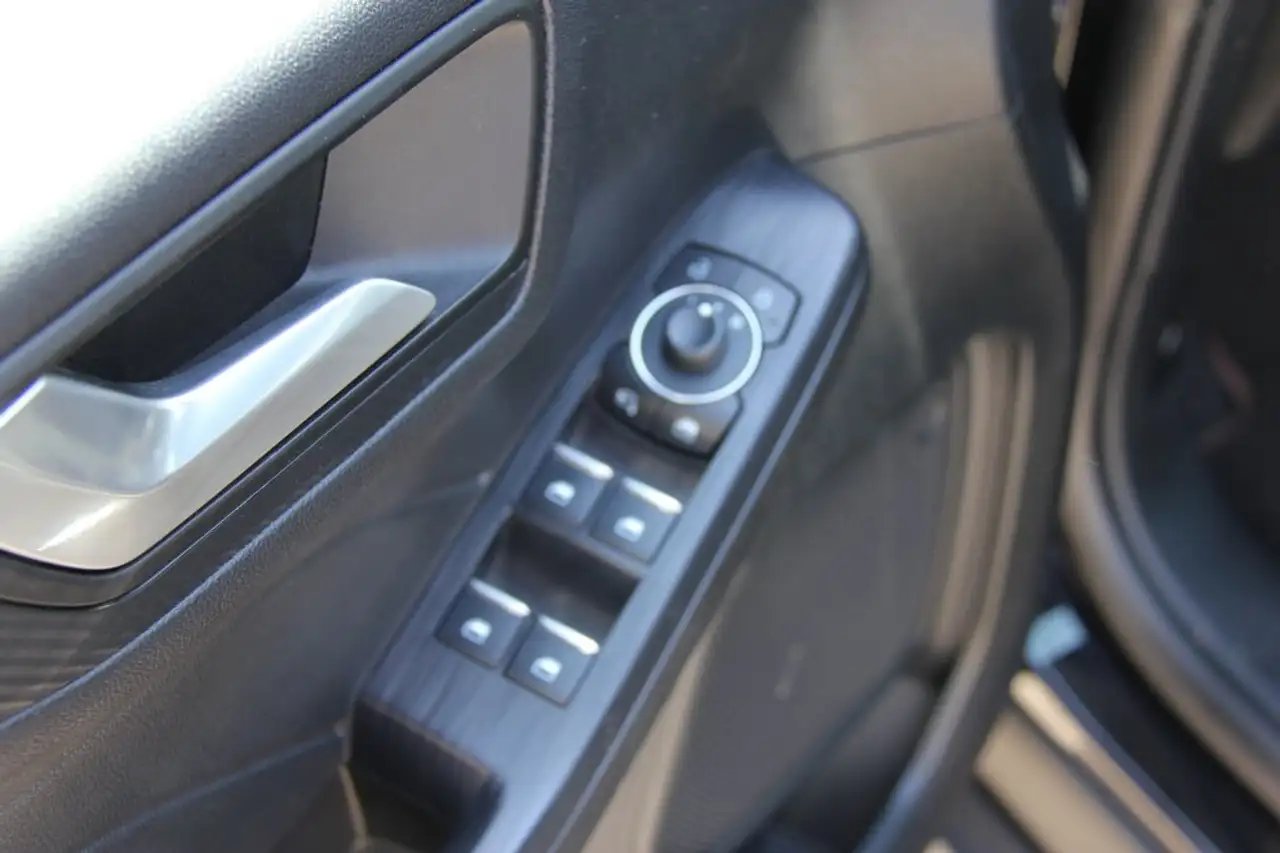 Ford Kuga 9