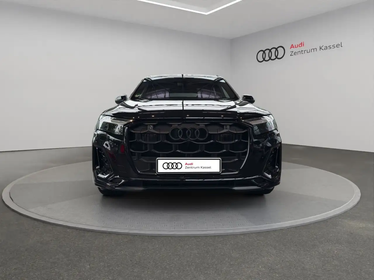 Audi Q7 8