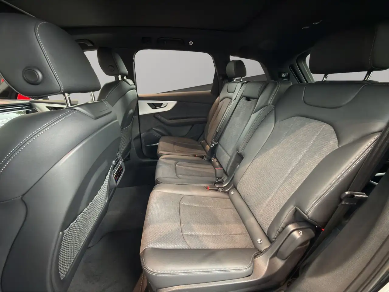 Audi Q7 16