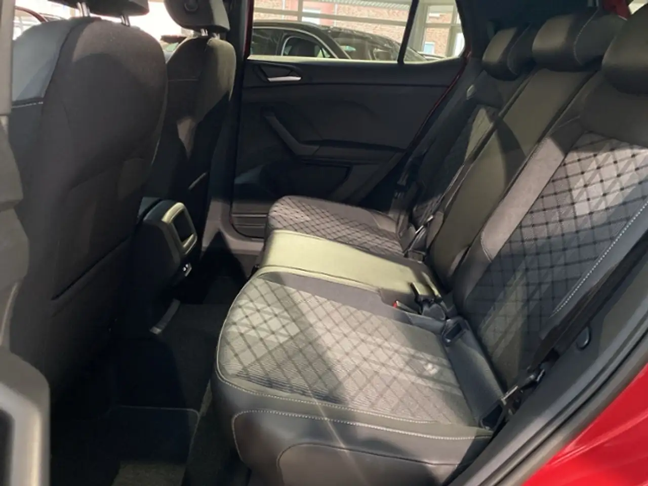 Volkswagen T-Cross 10