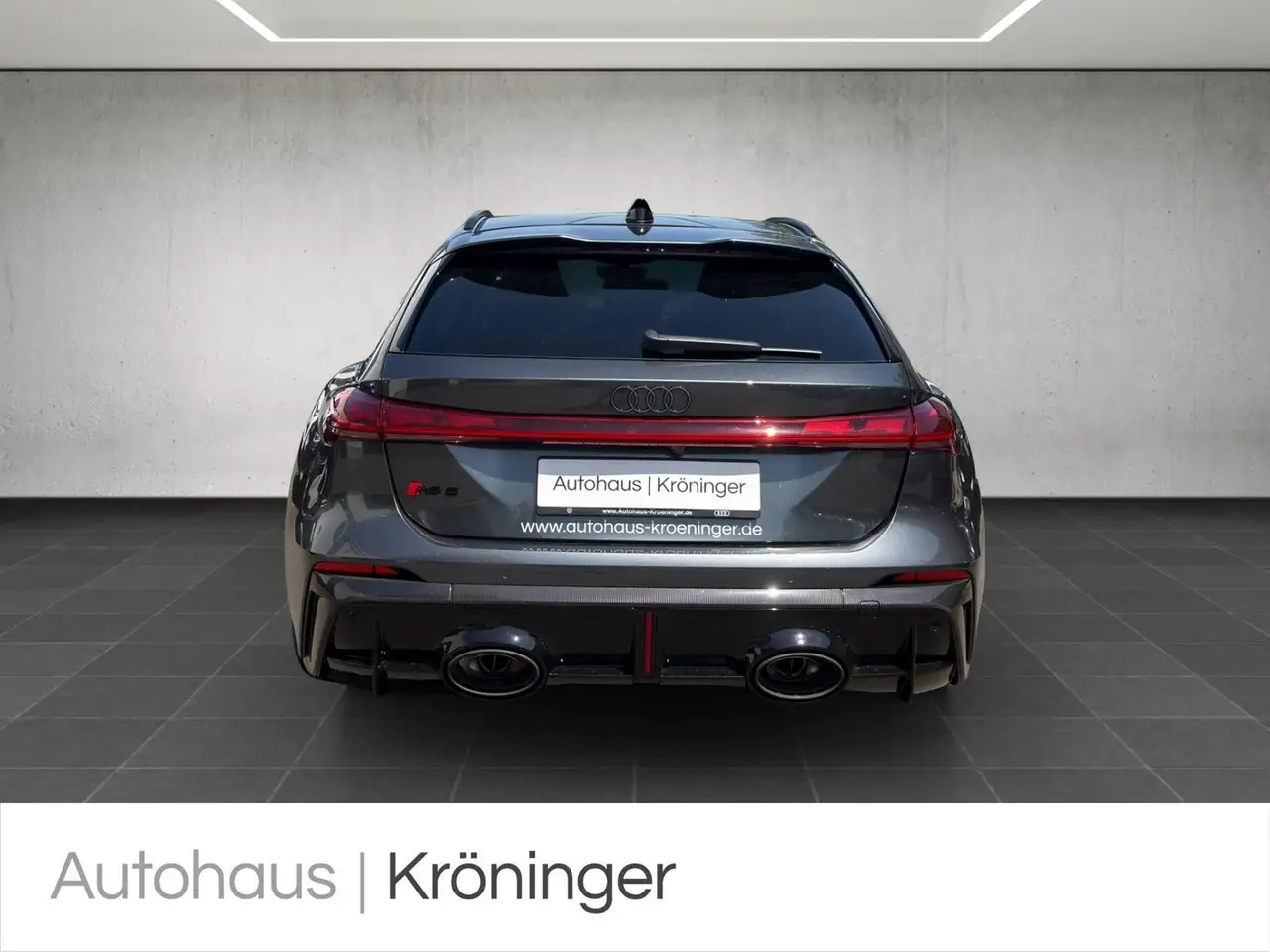 Audi RS5 6