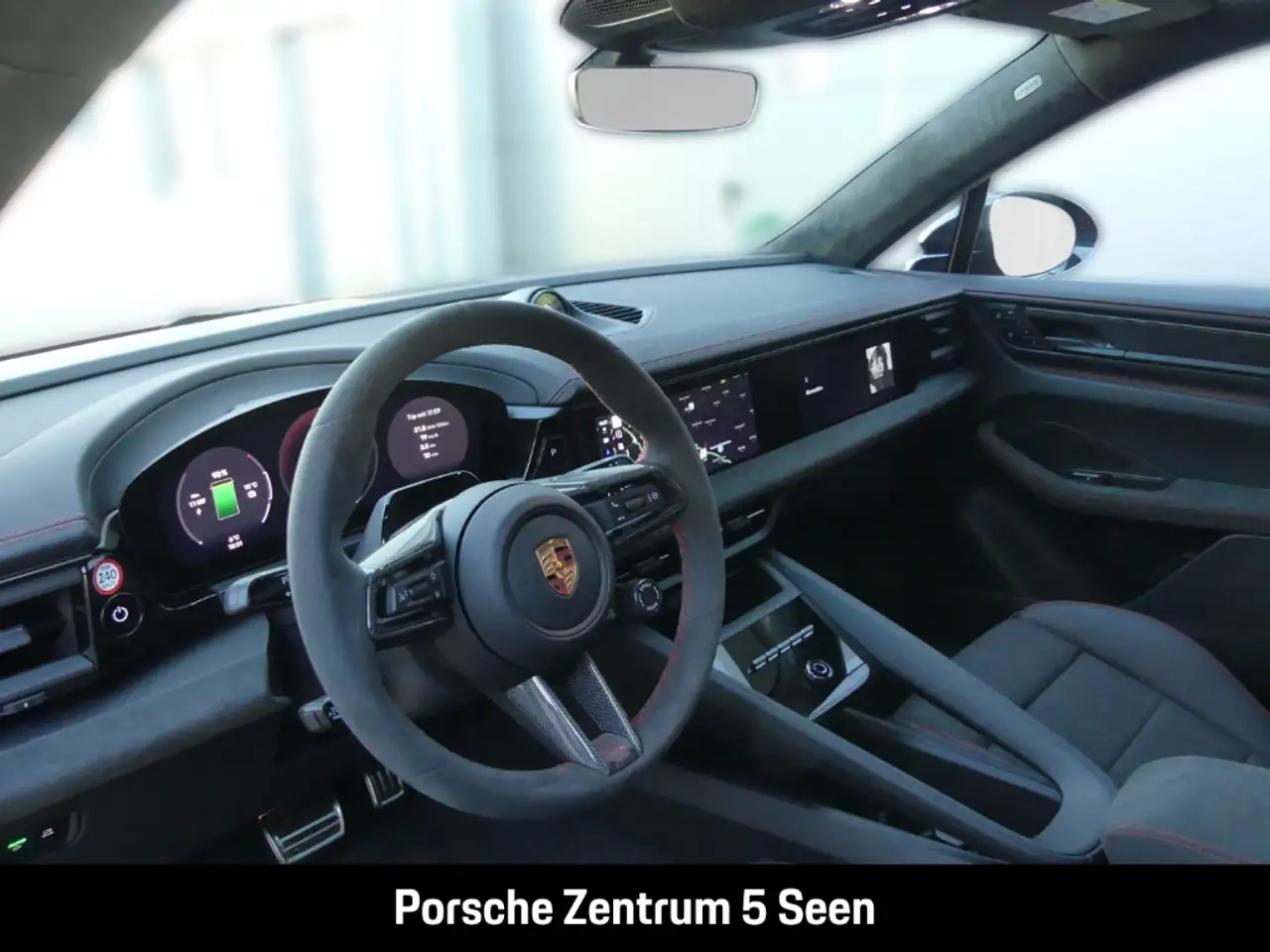 Porsche Macan 11