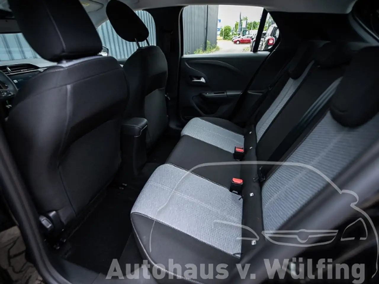 Opel Corsa-e 11