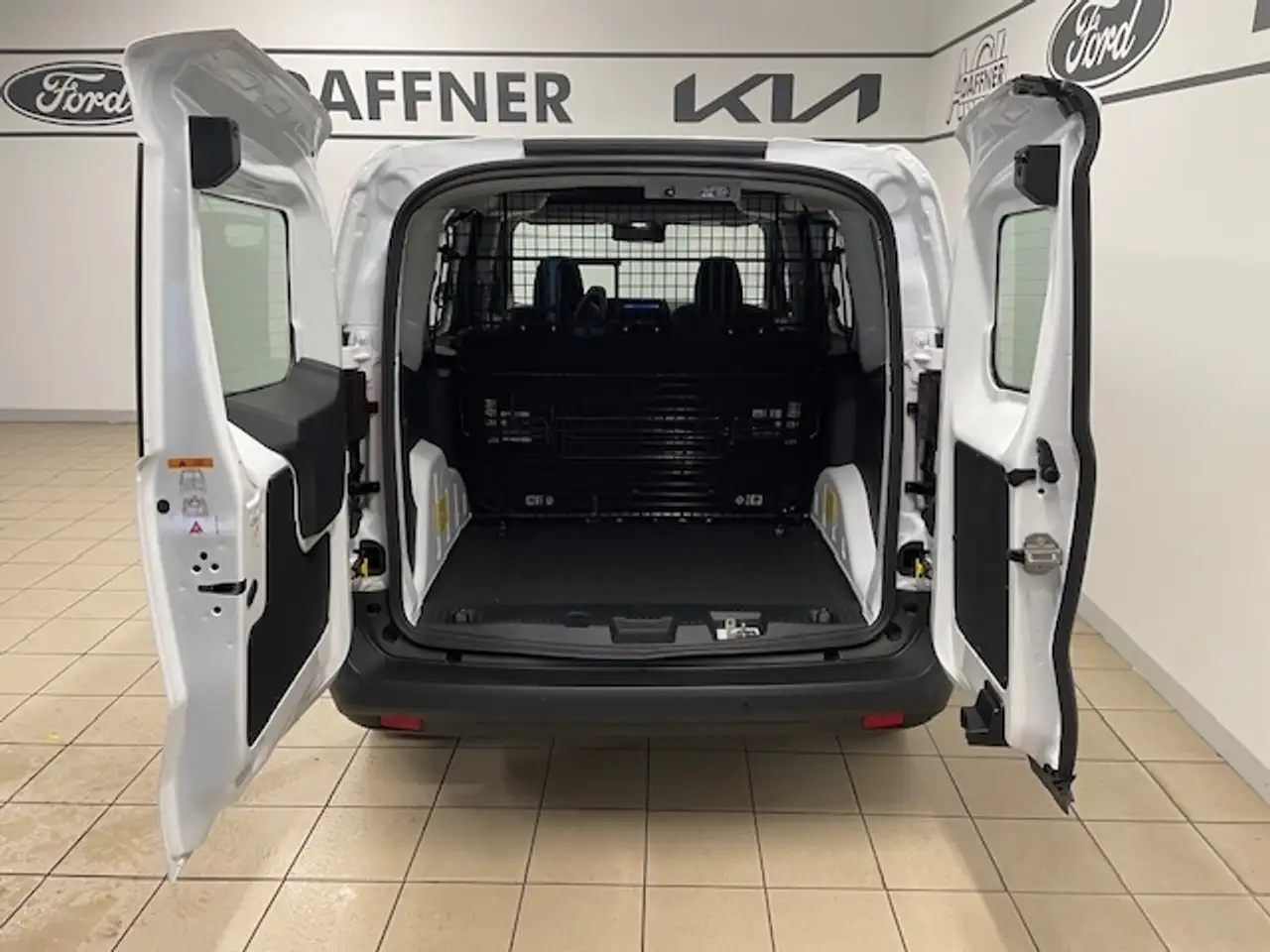Ford Transit 8