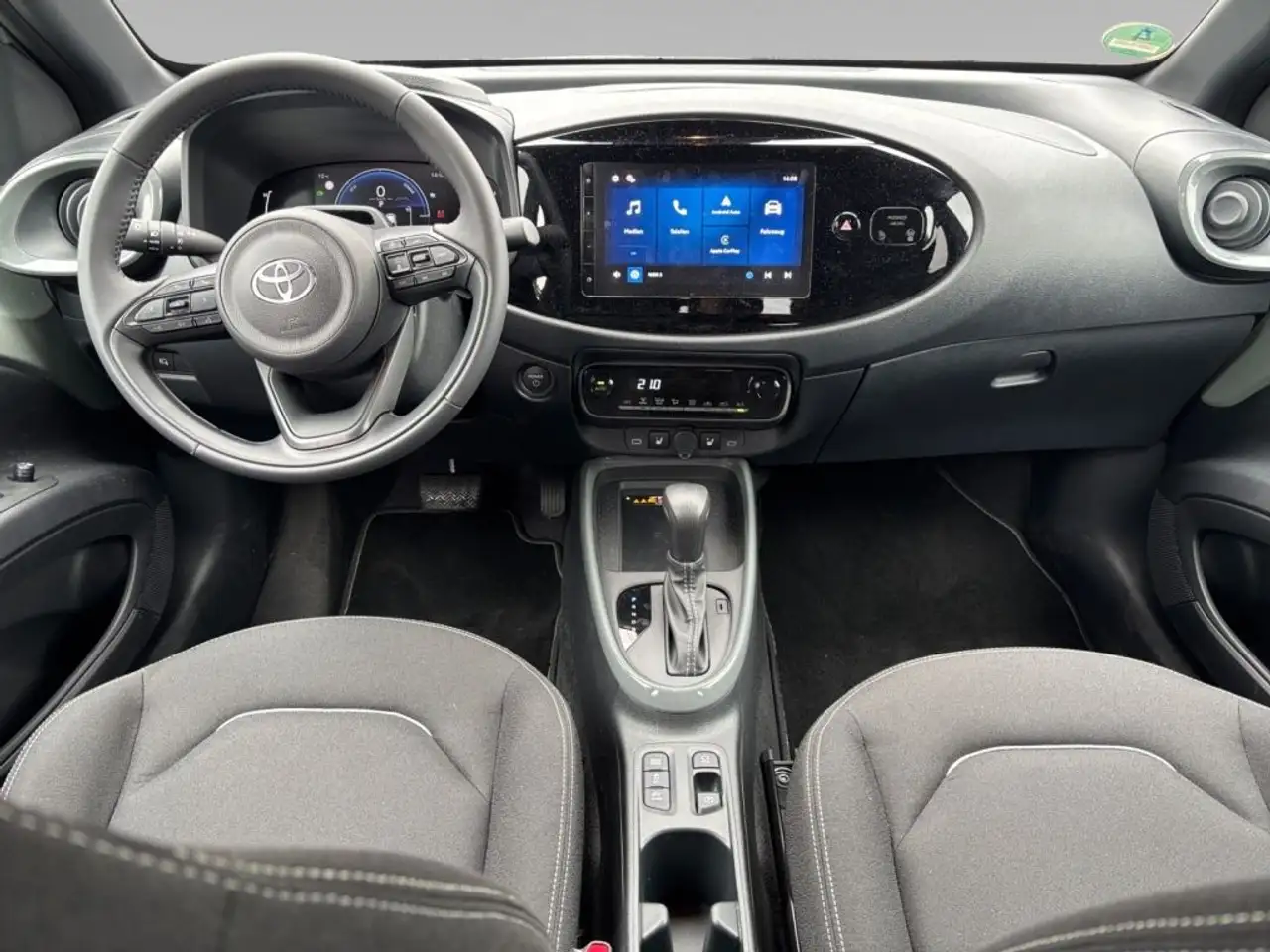 Toyota Aygo X 15