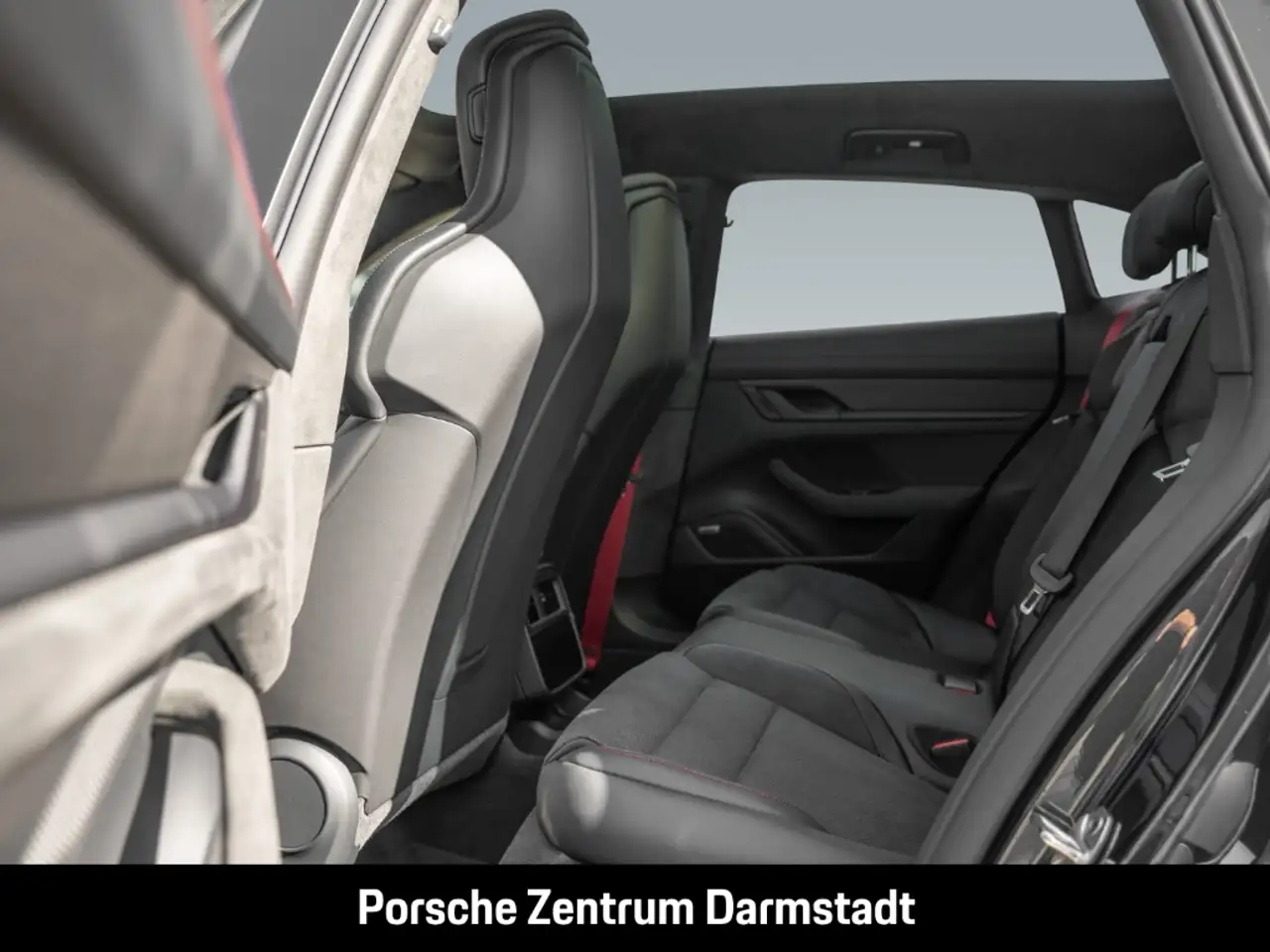 Porsche Taycan 7