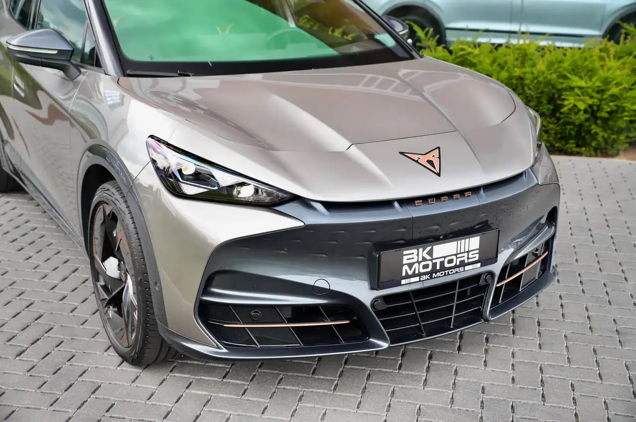Cupra Tavascan 82 3