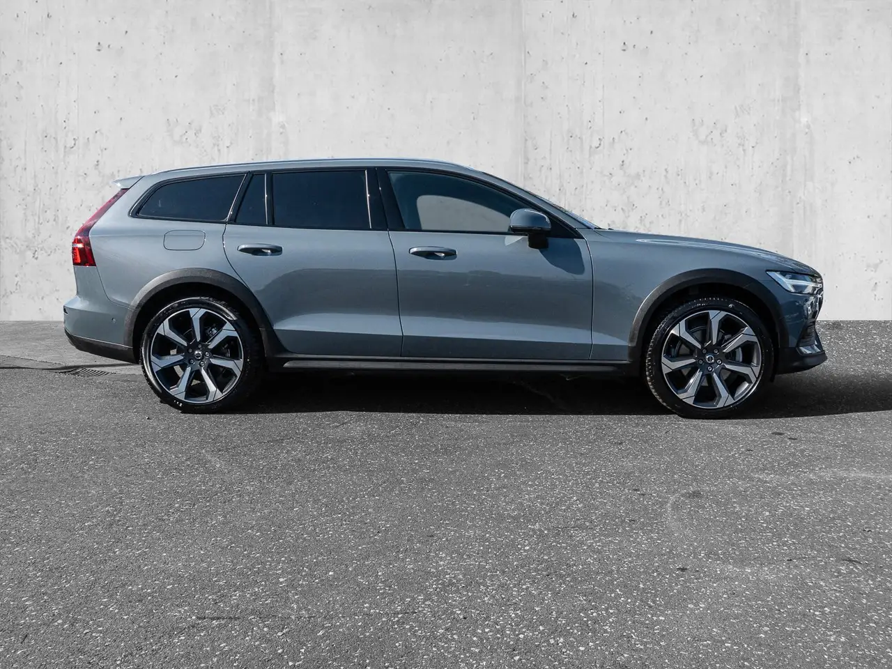 Volvo V60 5