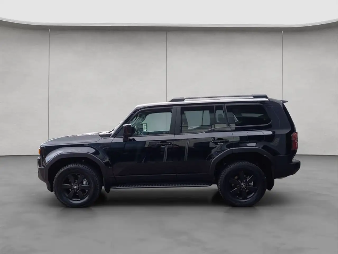Toyota Land Cruiser 2