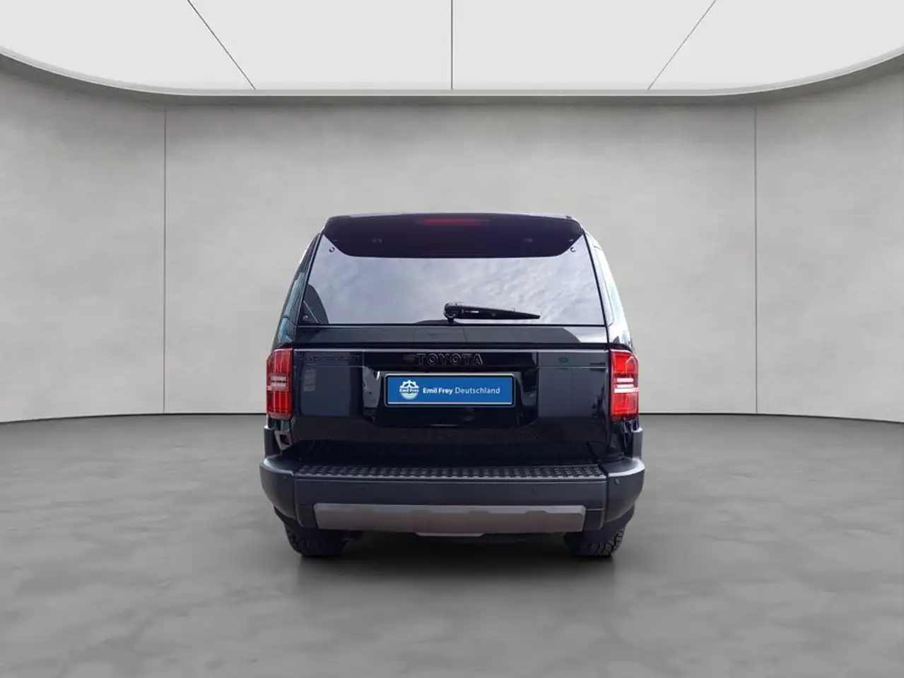 Toyota Land Cruiser 4