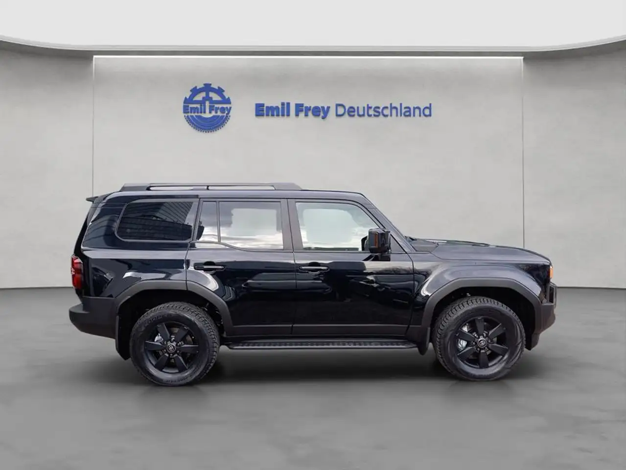 Toyota Land Cruiser 7