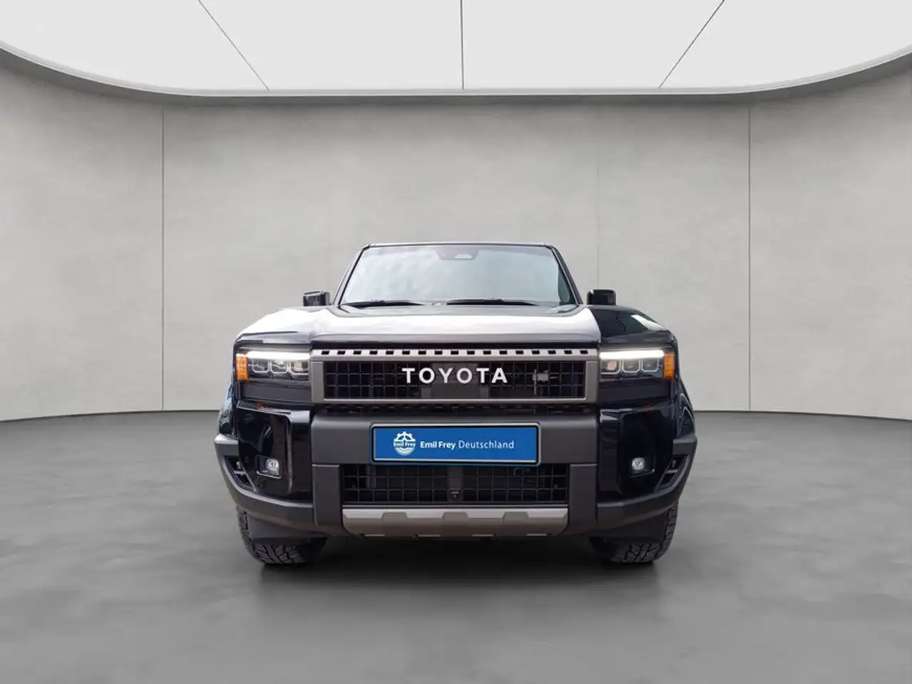 Toyota Land Cruiser 9