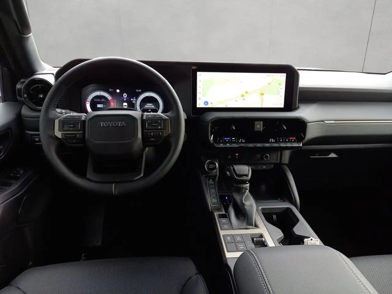Toyota Land Cruiser 13