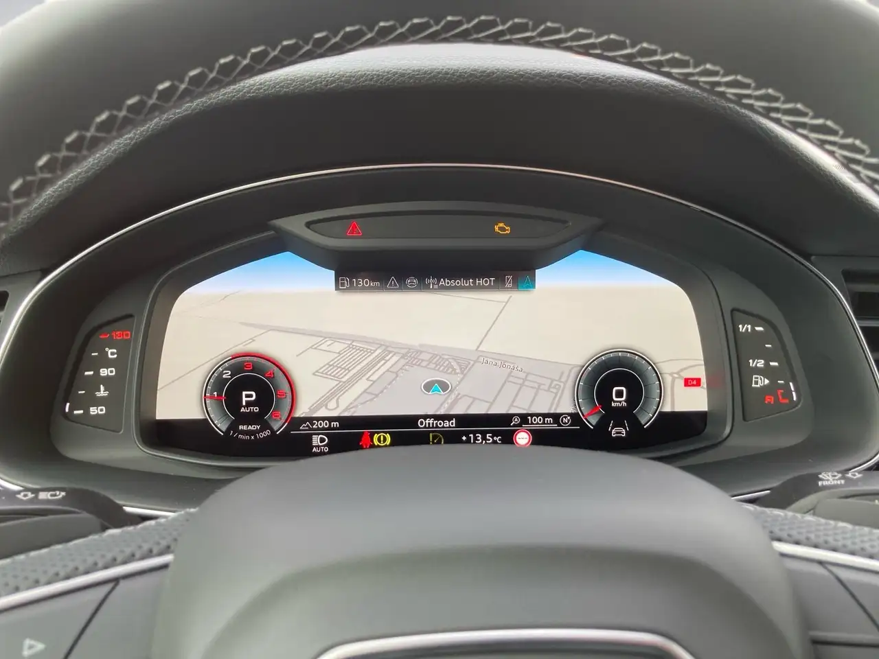 Audi Q8 12