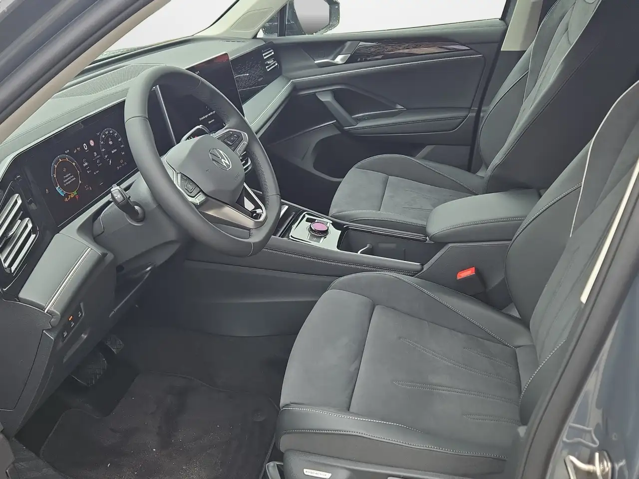 Volkswagen Tiguan 8