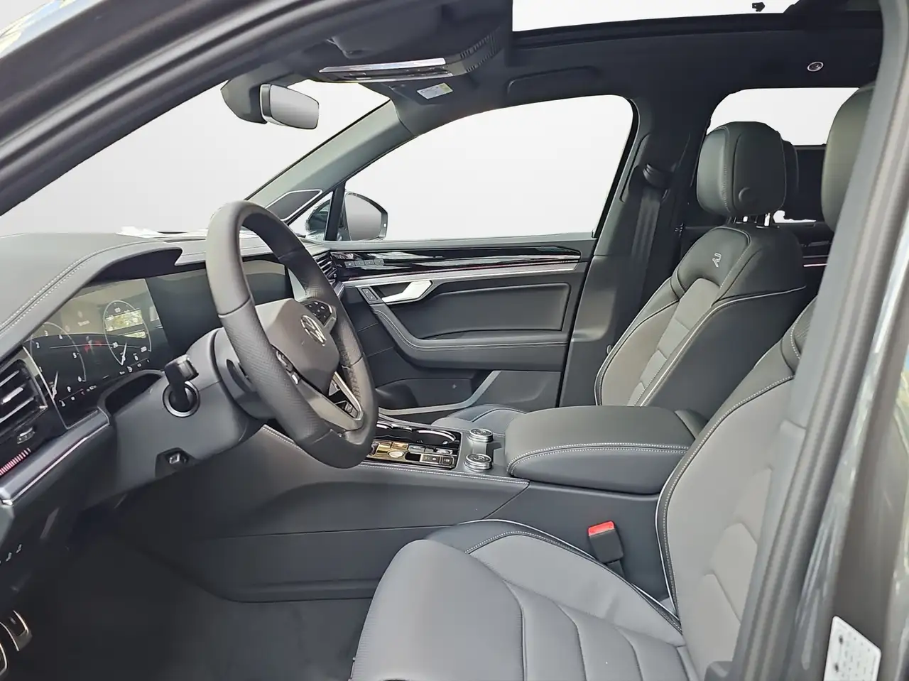 Volkswagen Touareg 8