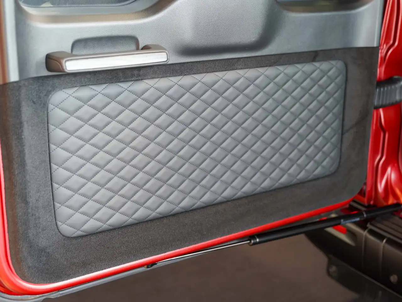 Mercedes-Benz G 500 7