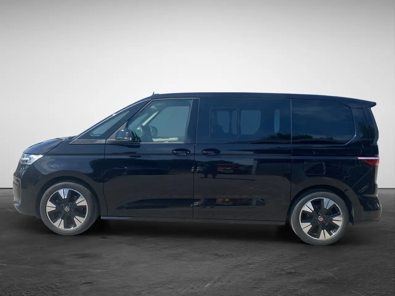 Volkswagen T7 Multivan 4