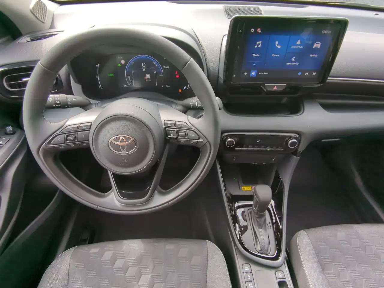 Toyota Yaris 9