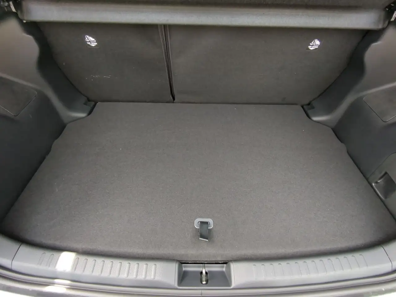 Toyota Yaris 14