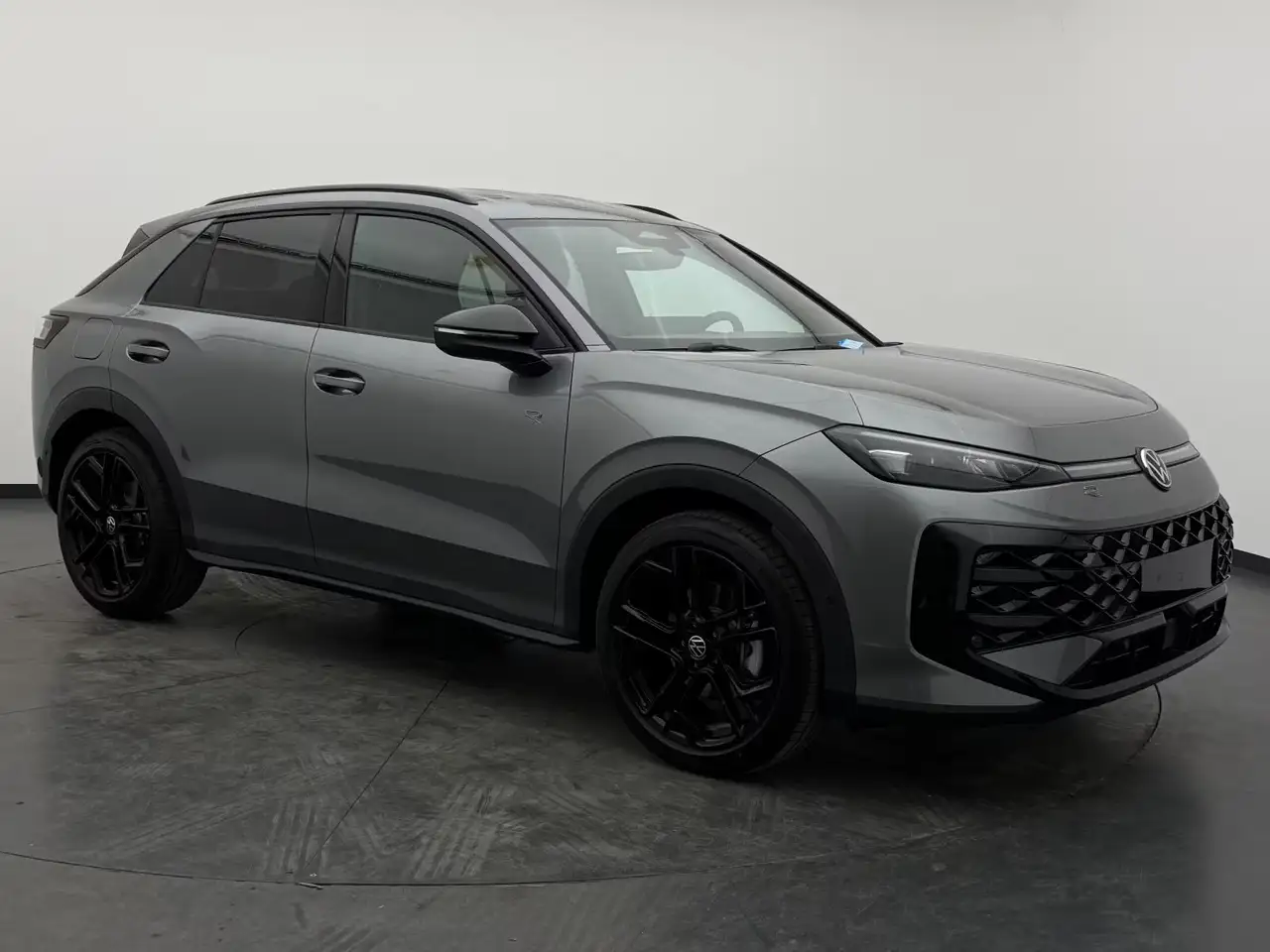 Volkswagen T-Roc 3