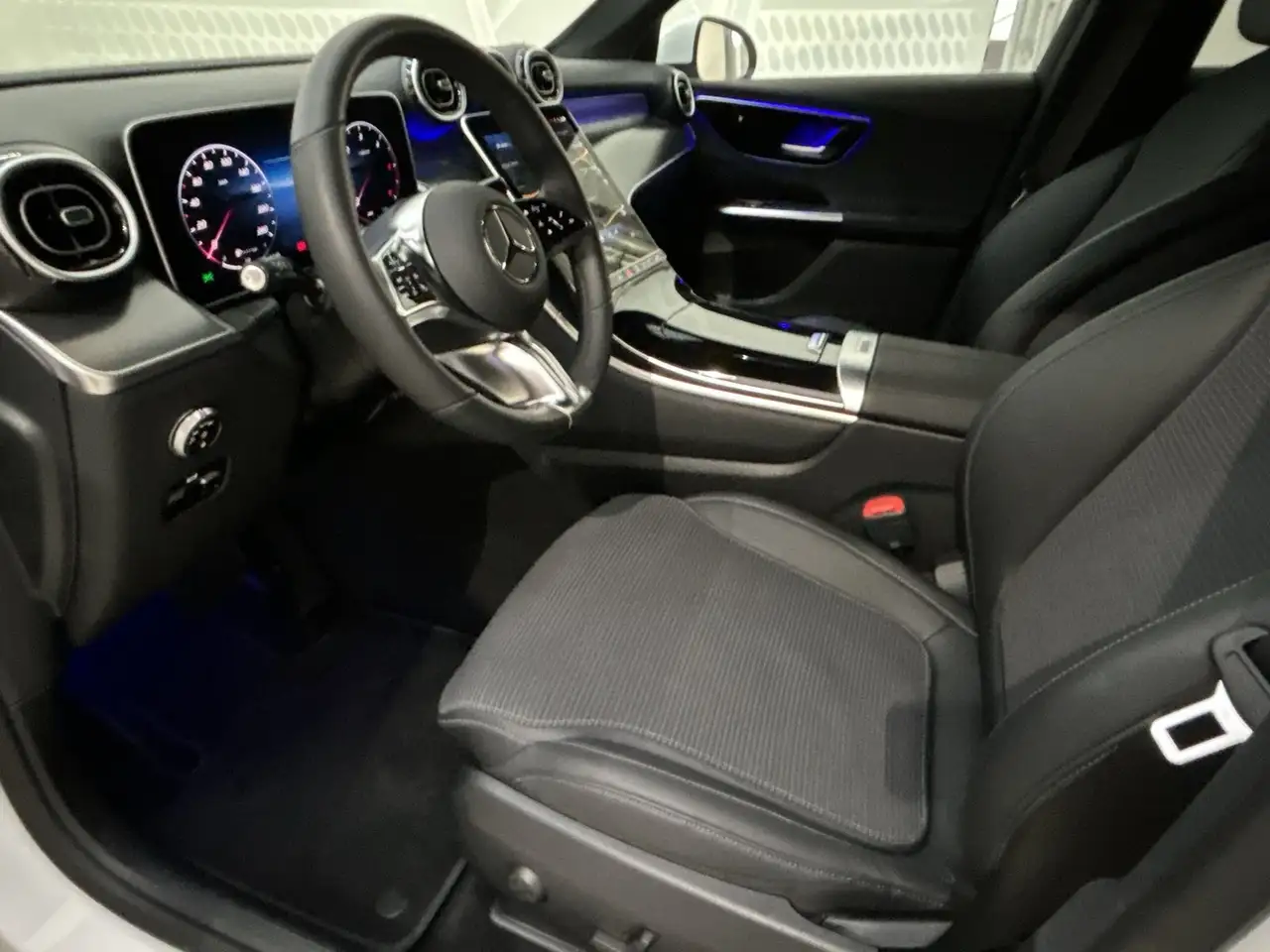 Mercedes-Benz GLC 220 12