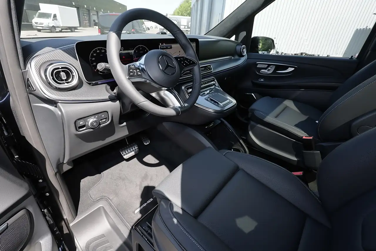 Mercedes-Benz V 300 12