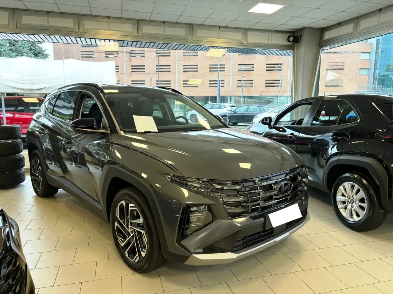 Hyundai TUCSON 2