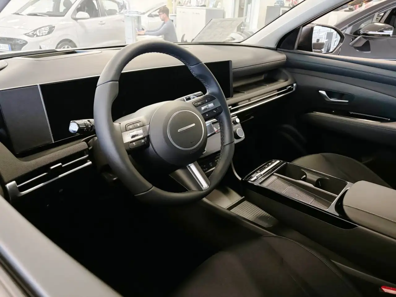 Hyundai TUCSON 11