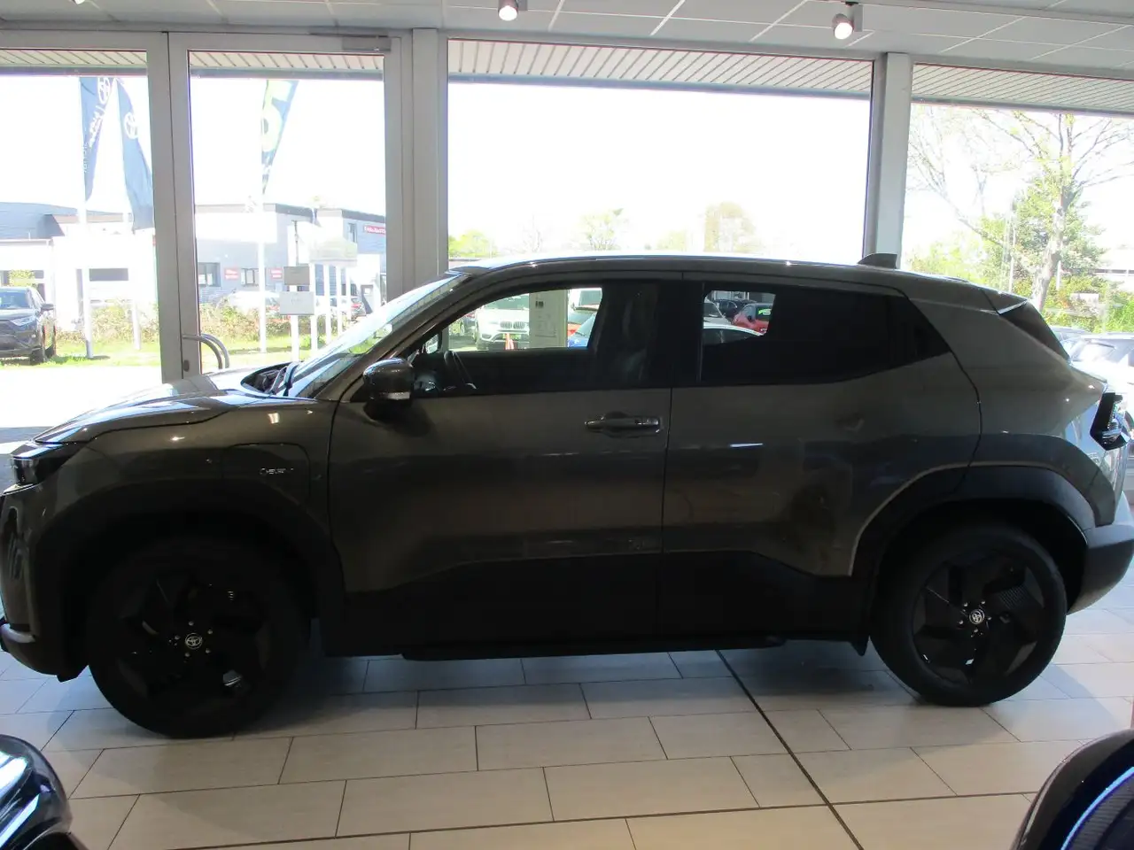 Toyota Urban 6