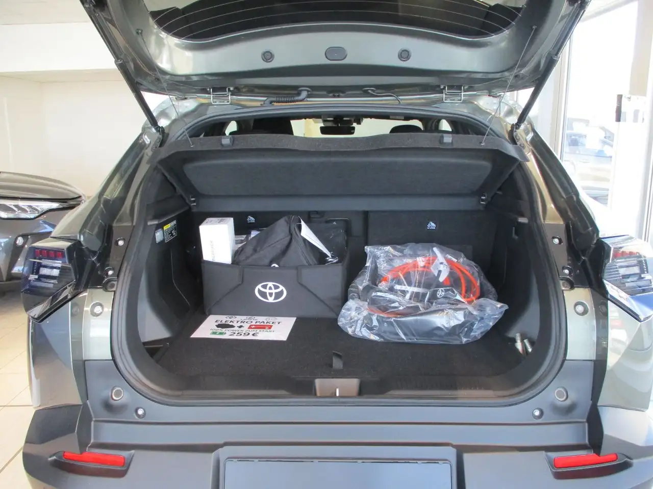 Toyota Urban 7