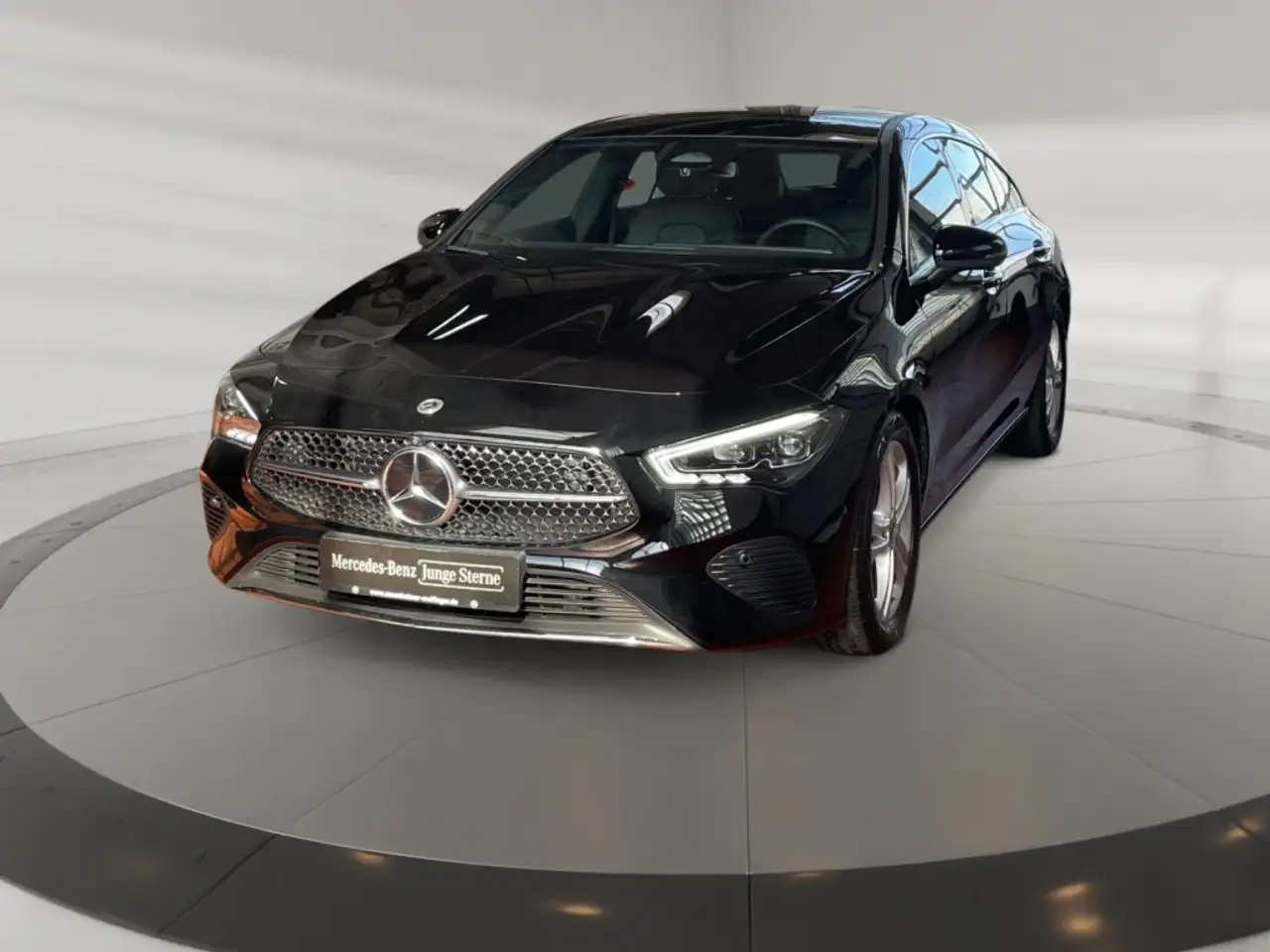 Mercedes-Benz CLA 200 2