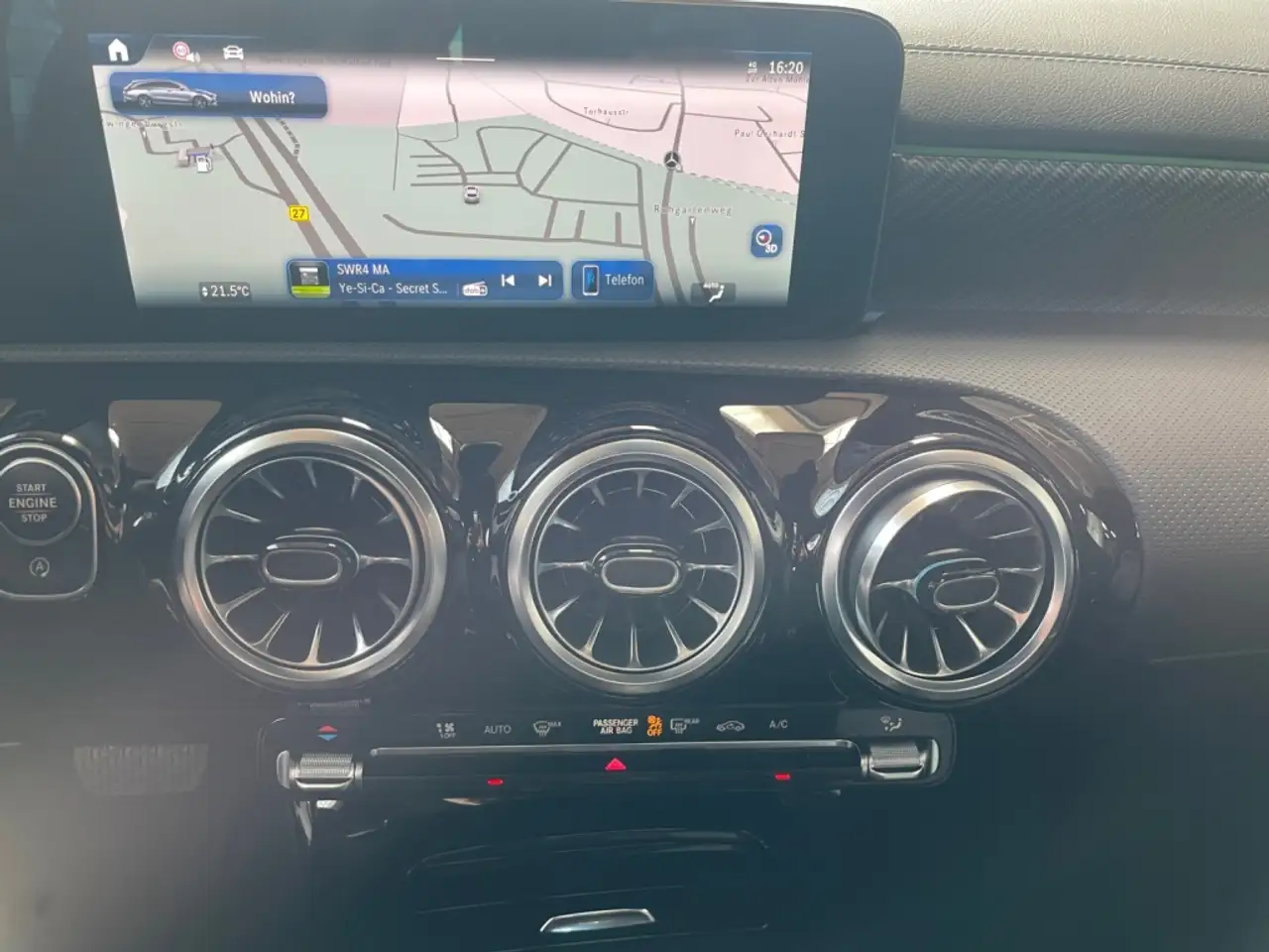 Mercedes-Benz CLA 200 12
