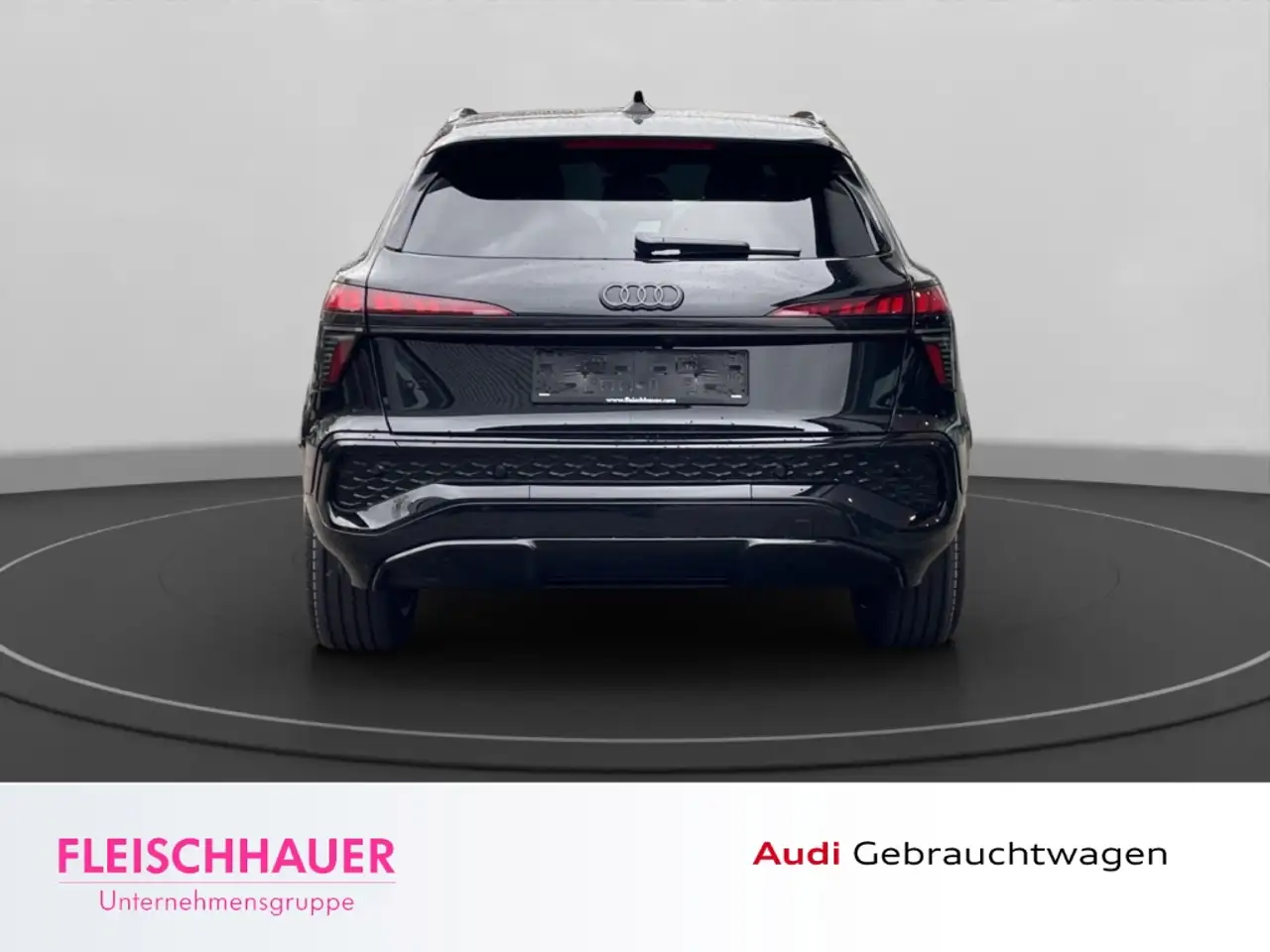 Audi Q3 5