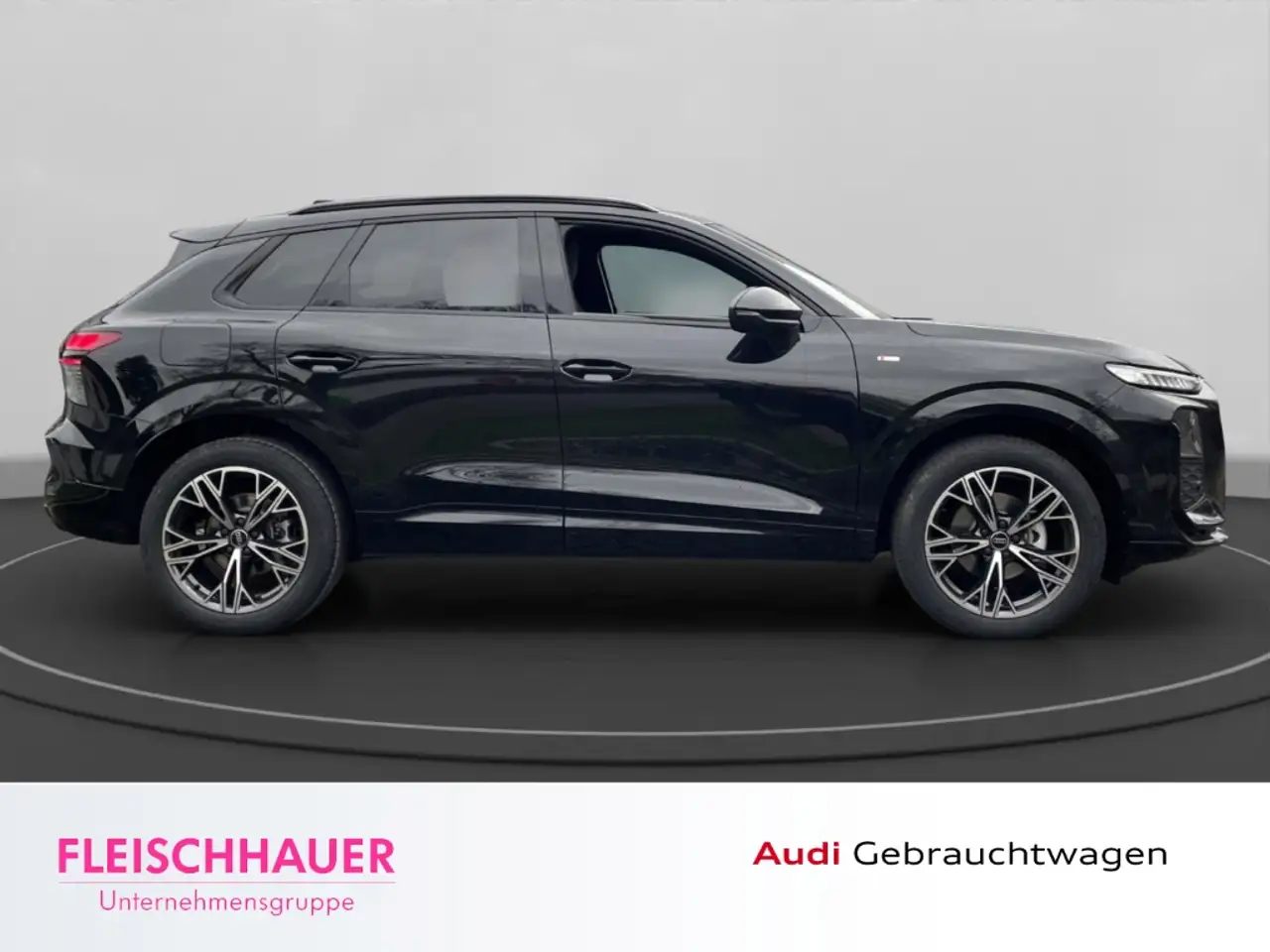 Audi Q3 7