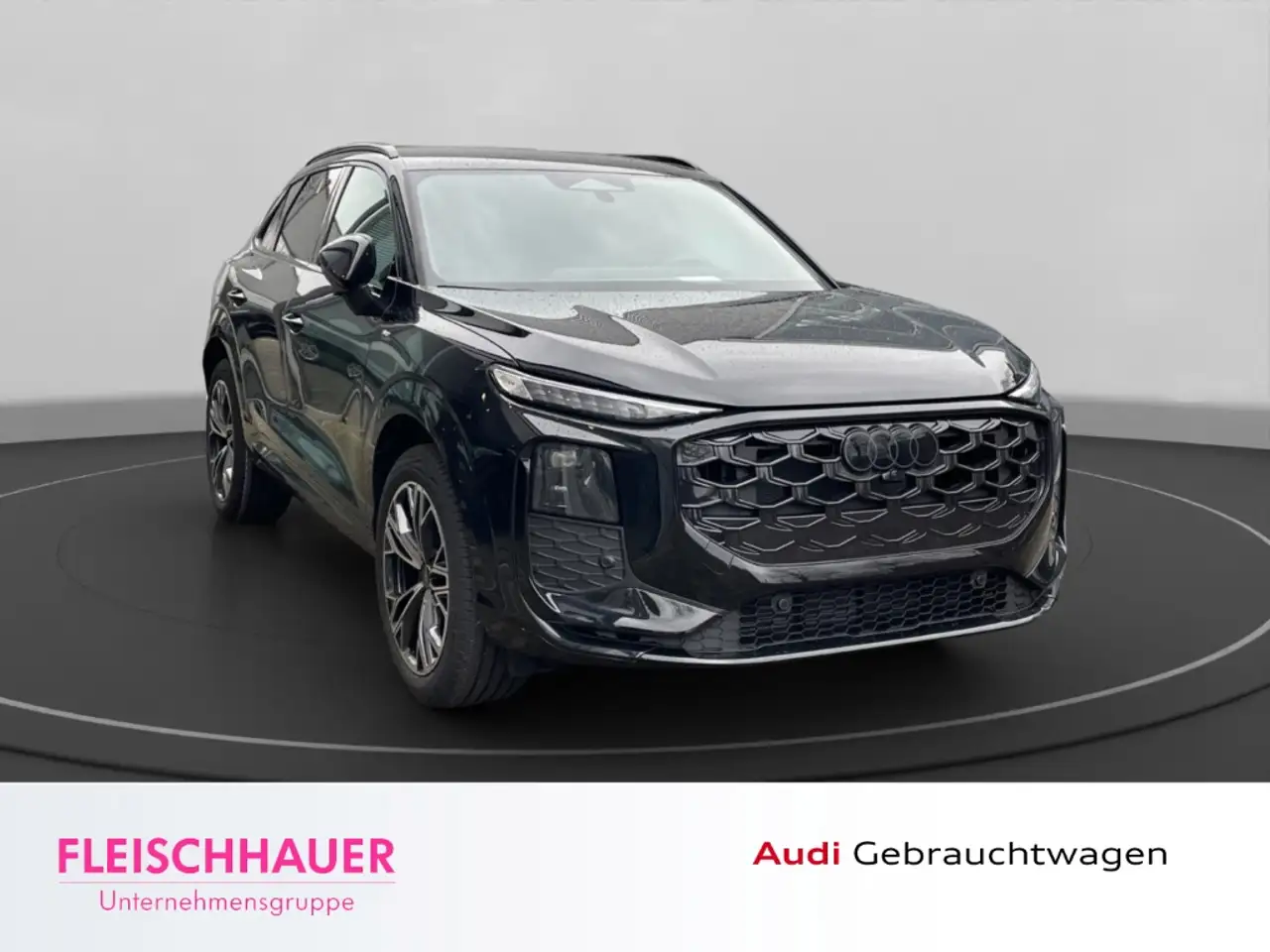 Audi Q3 8