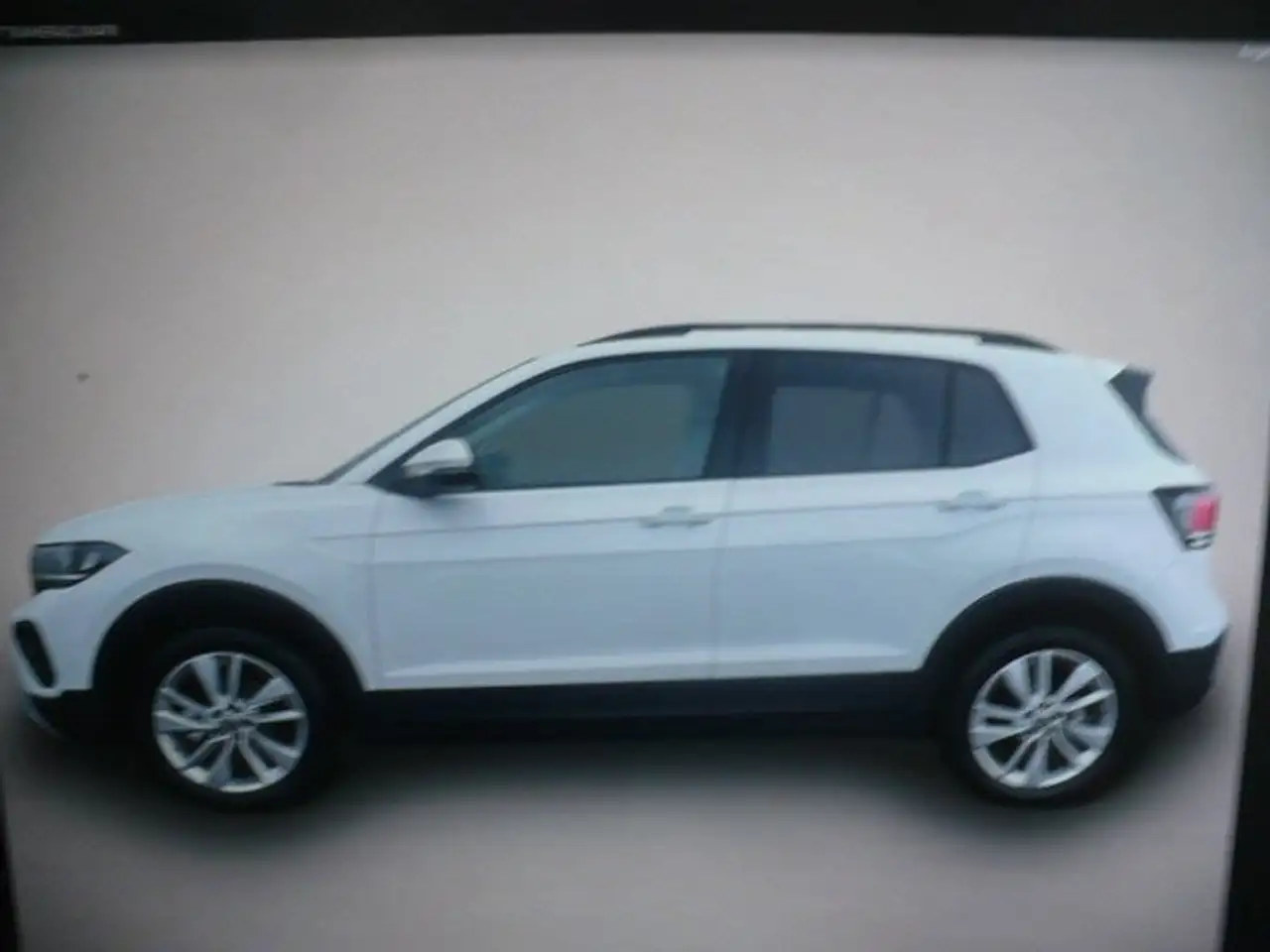 Volkswagen T-Cross 2