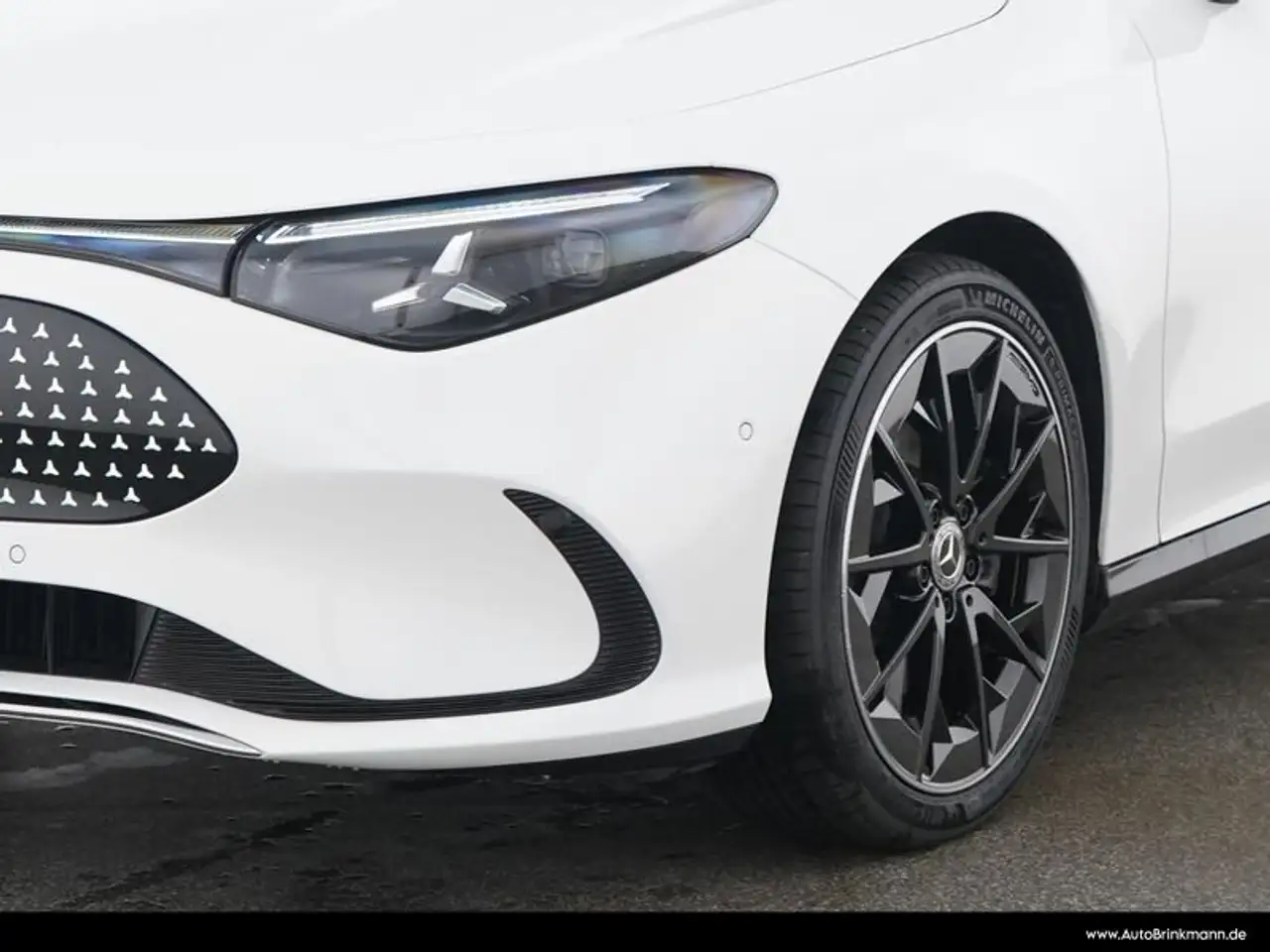 Mercedes-Benz CLA 250 3
