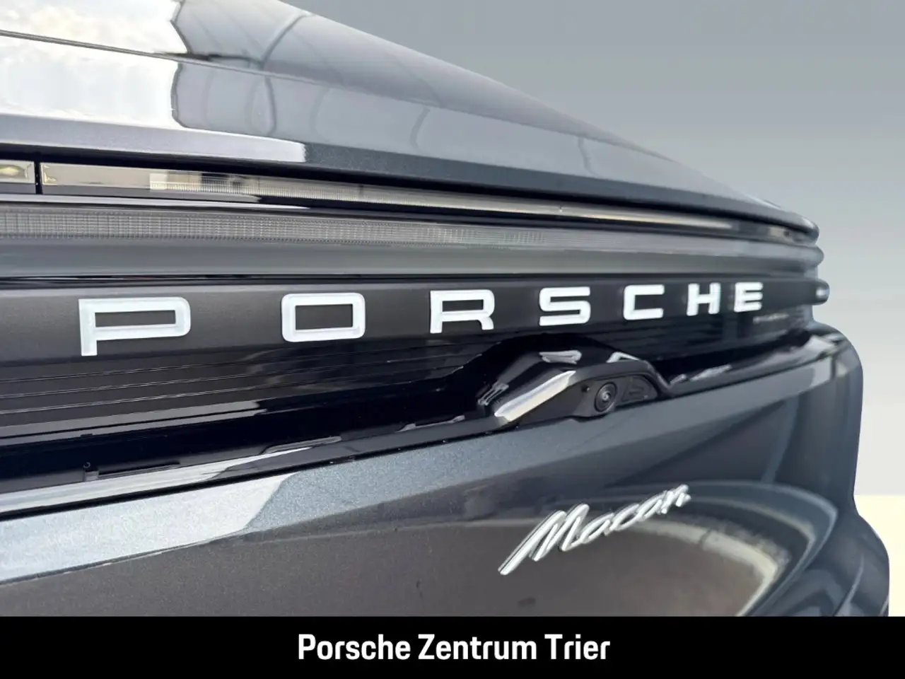 Porsche Macan 13