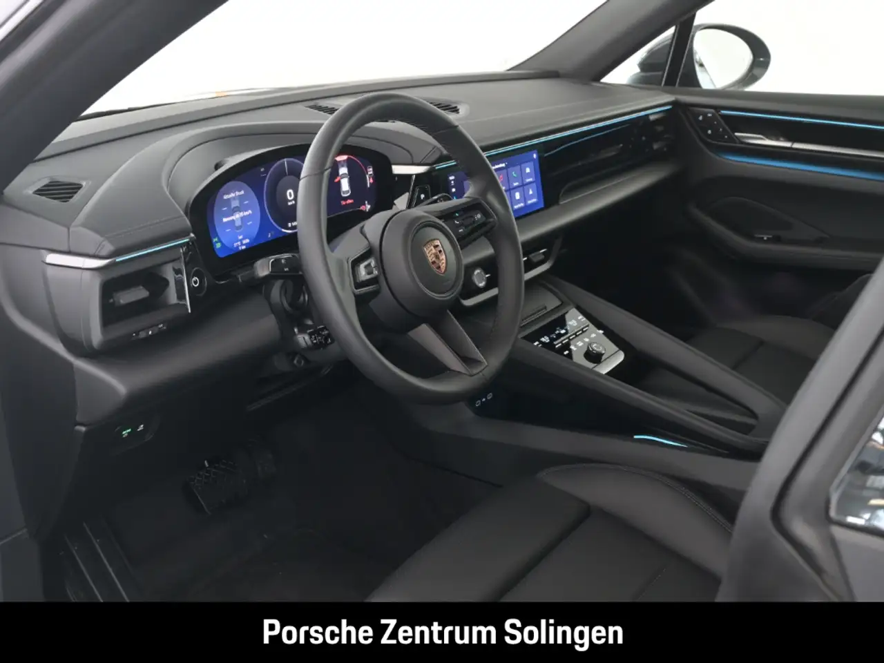Porsche Macan 4 11