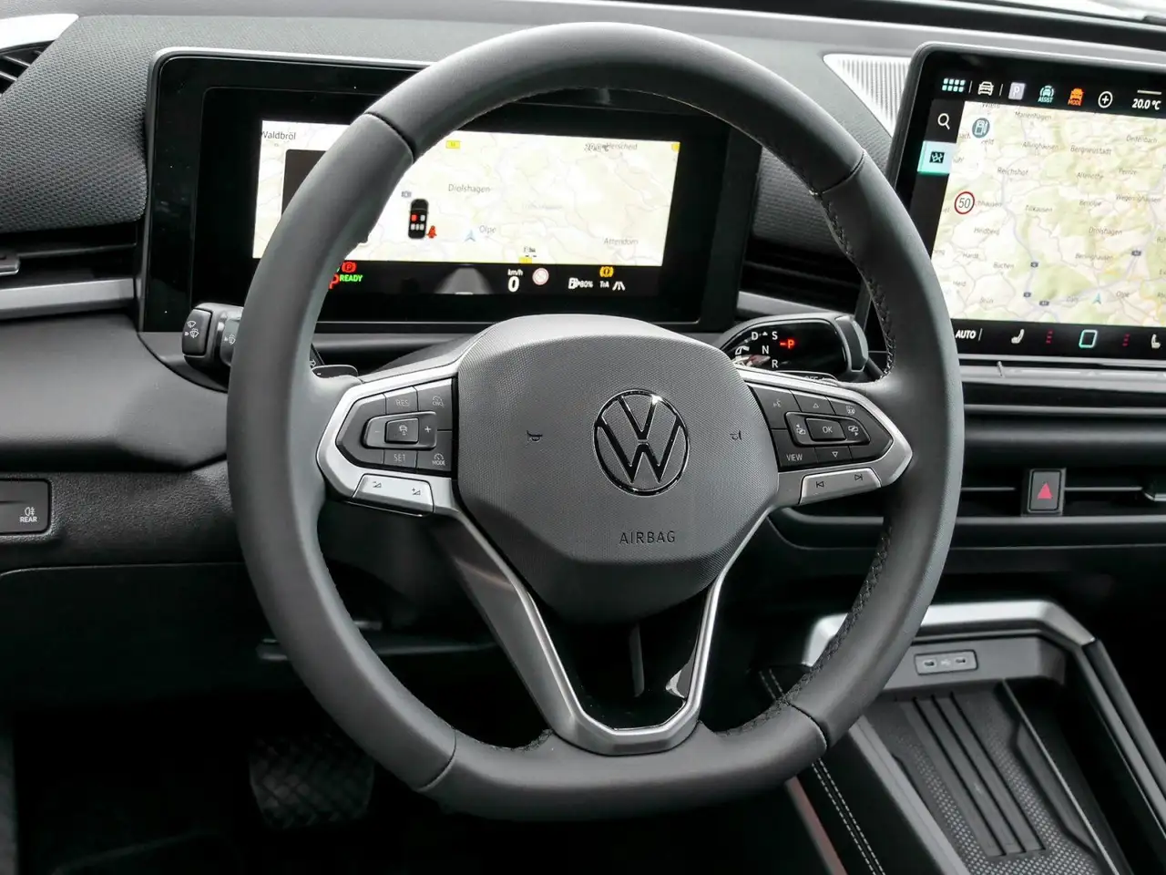 Volkswagen T-Roc 10