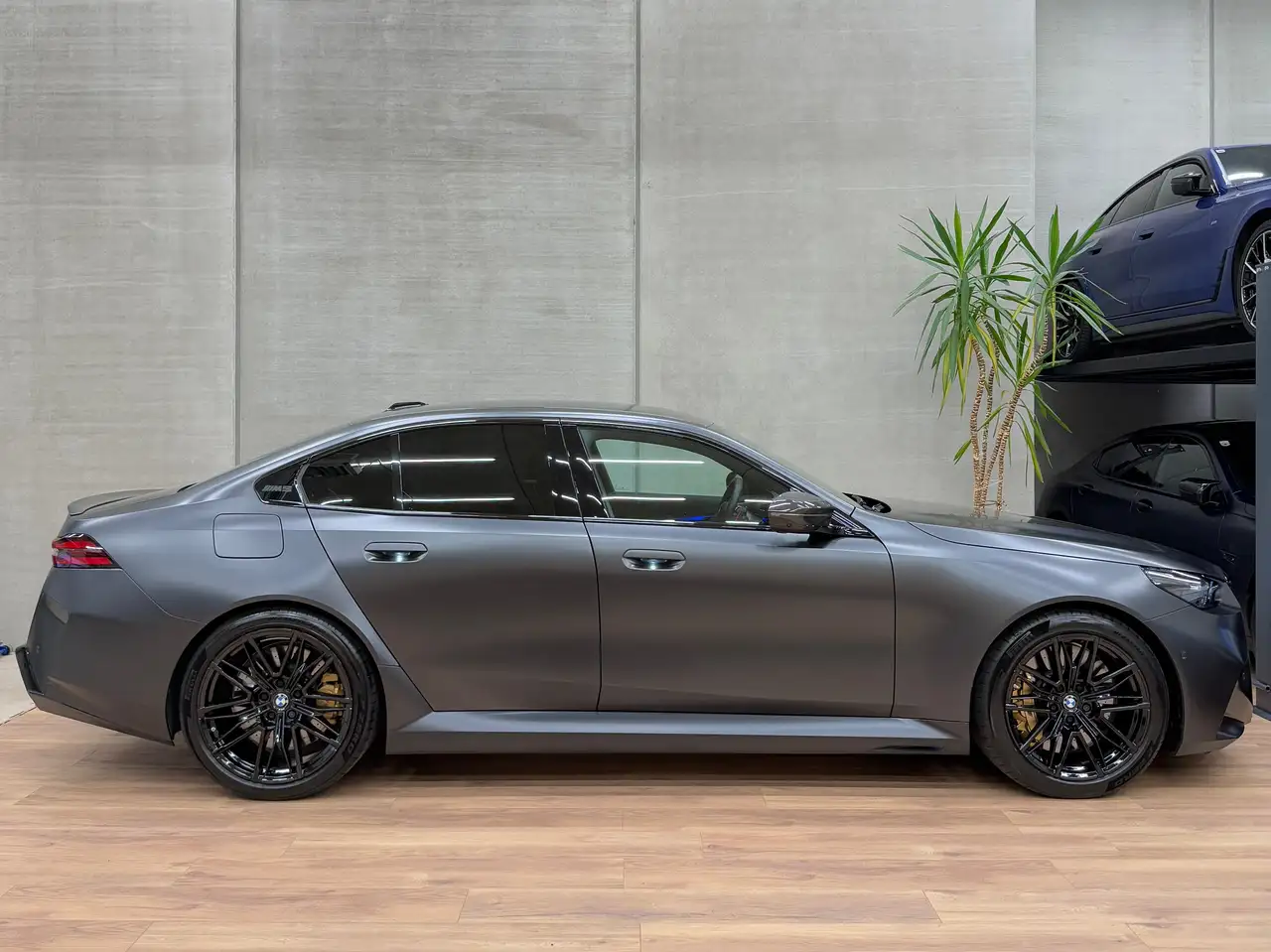 BMW M5 8