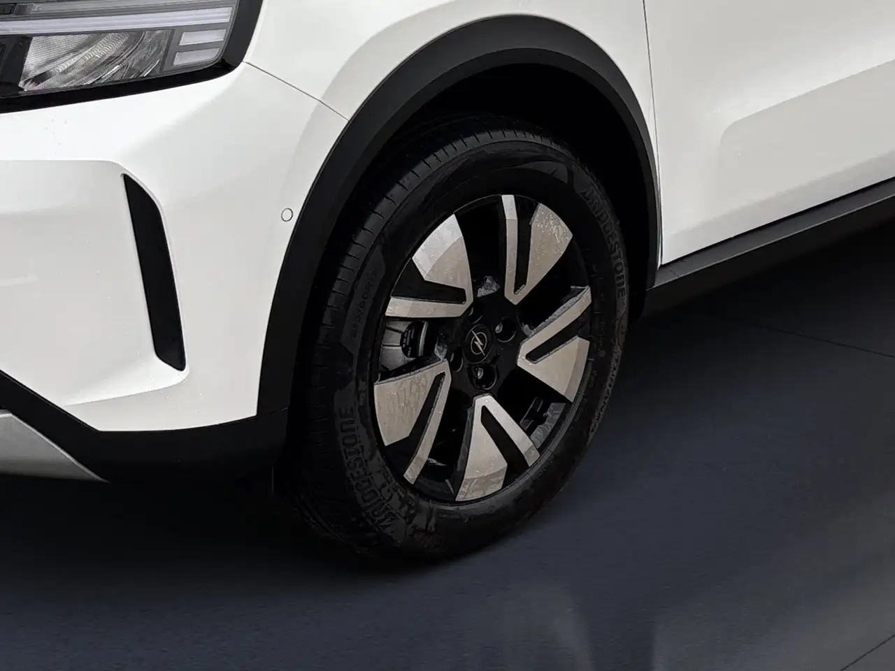 Opel Frontera 4