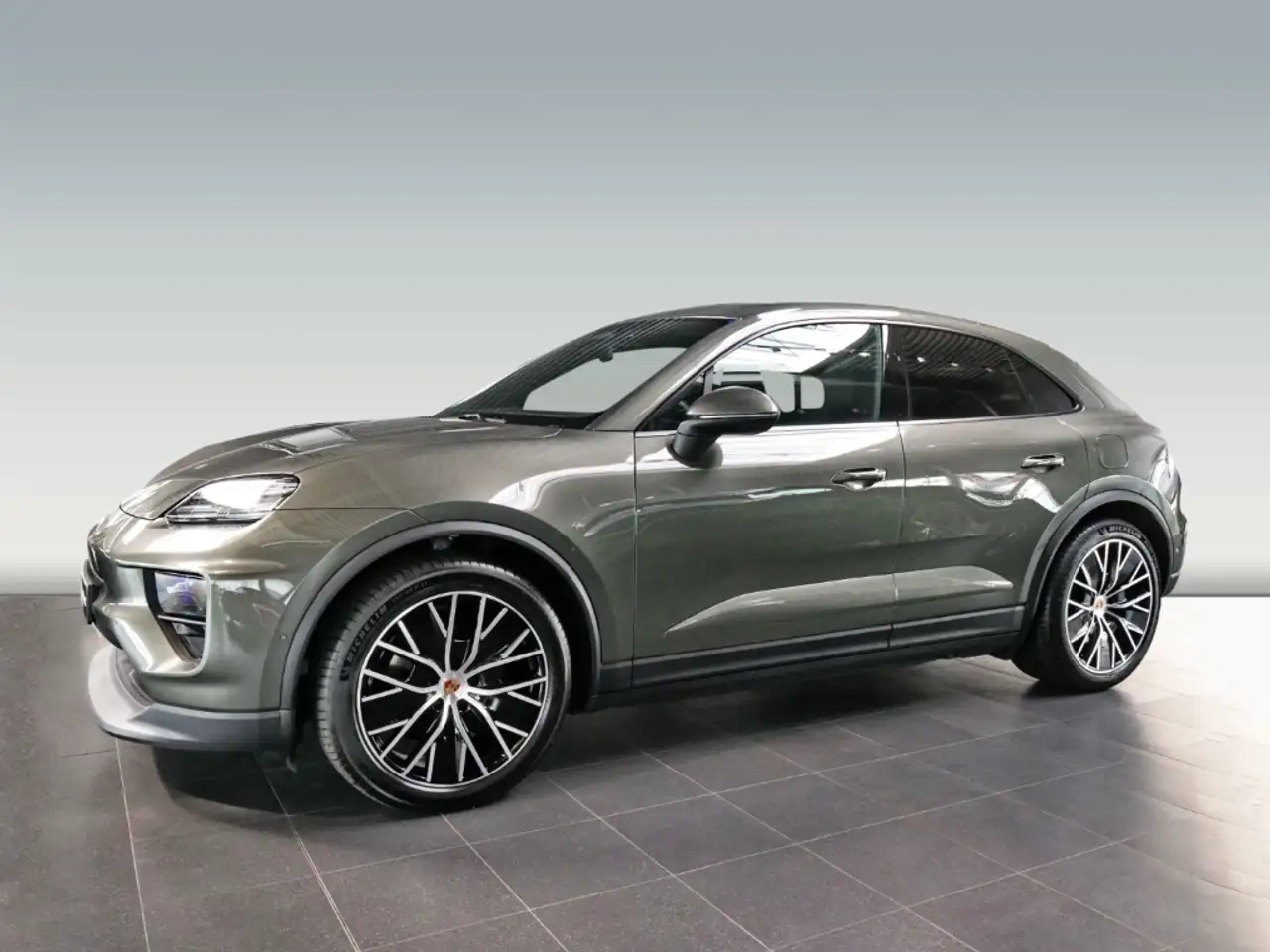 Porsche Macan 2