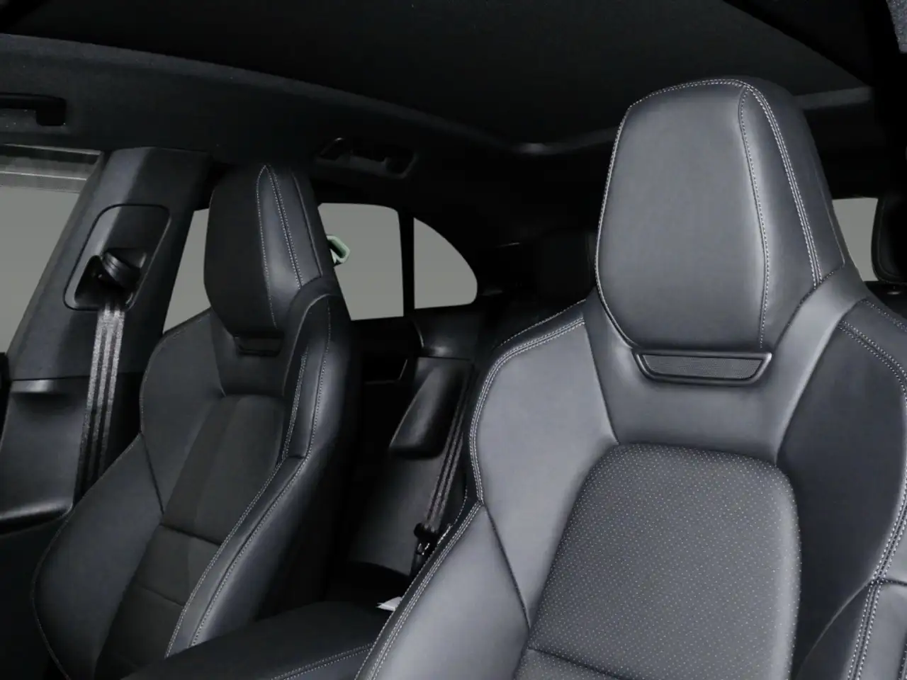 Porsche Macan 5
