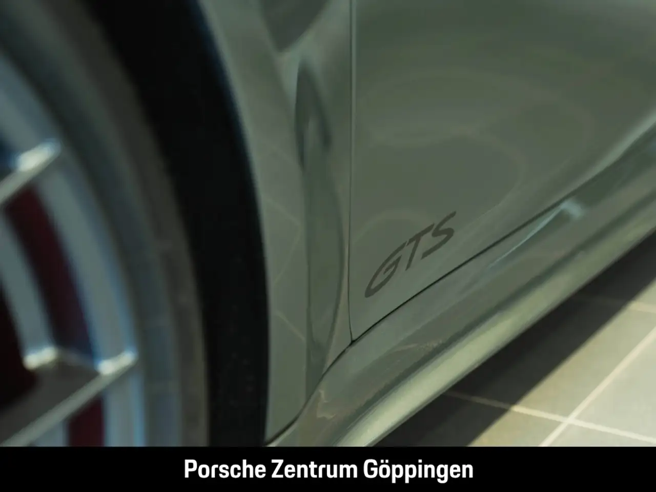 Porsche 992 911 15