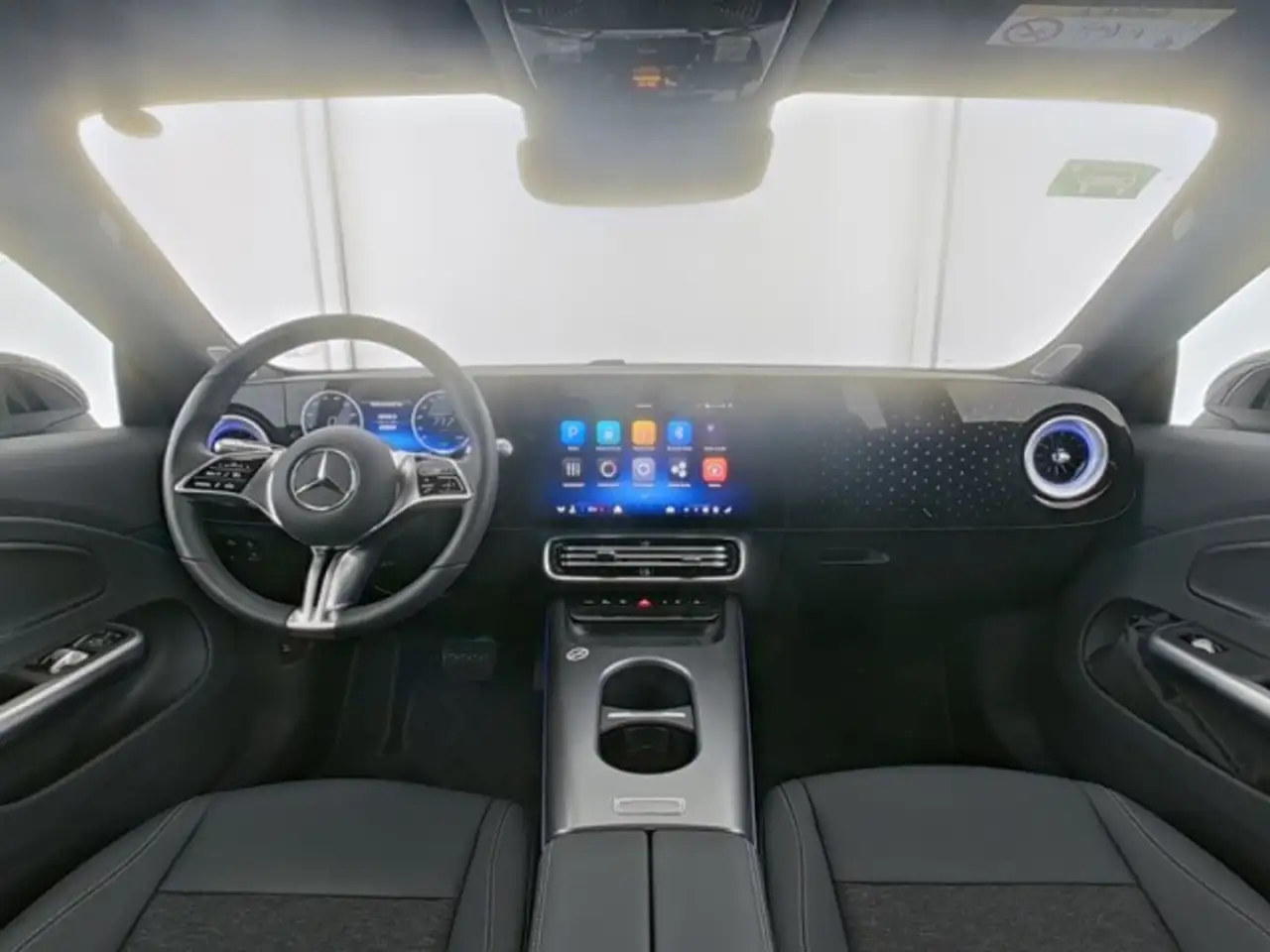 Mercedes-Benz CLA 250 8