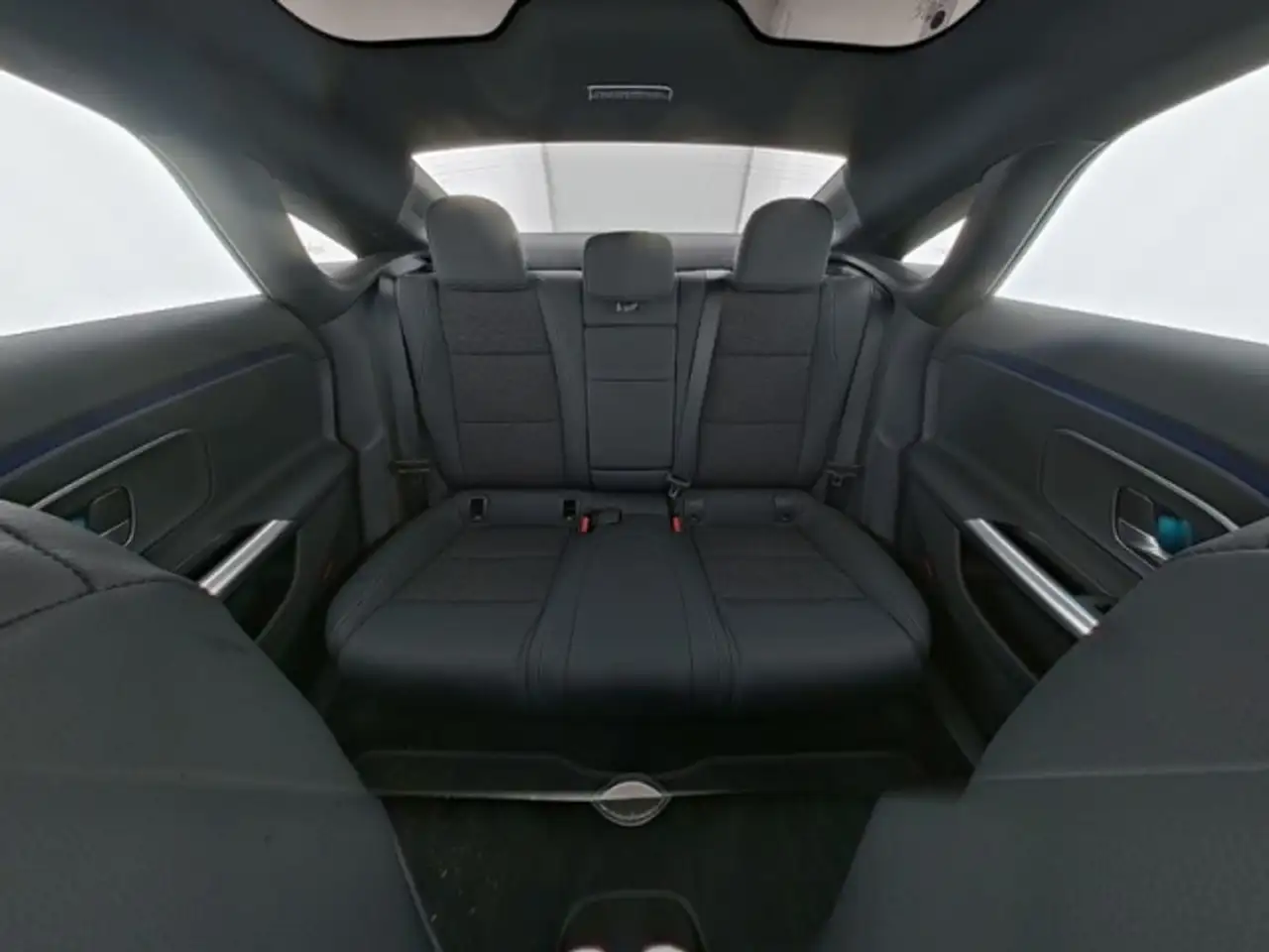 Mercedes-Benz CLA 250 9
